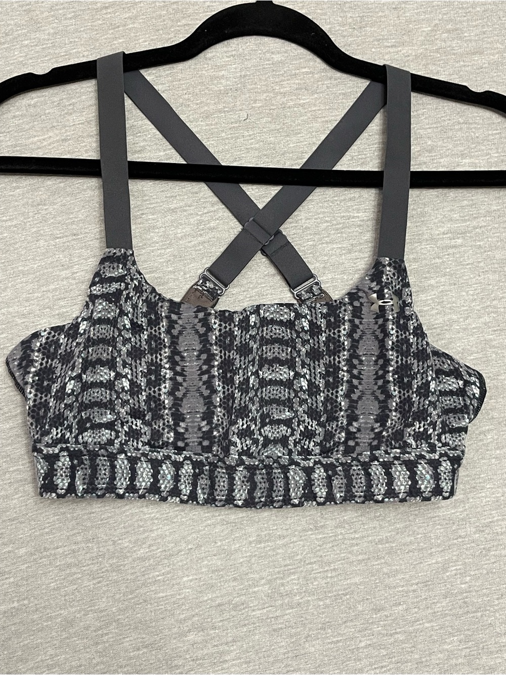 Under Armour Gray Patterned Sports Bra with Crossback Straps
